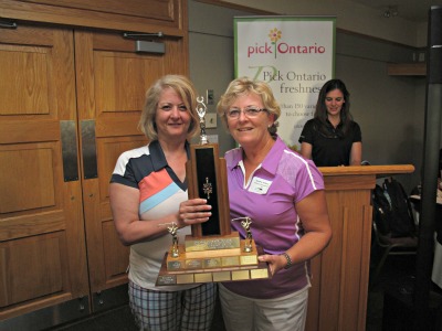  - 5560_ladies_longest_drive_with_sandy_jeffery_at_right