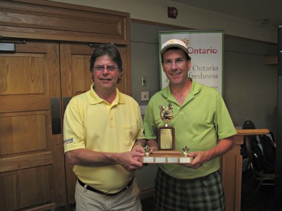 5560_mens_closest_to_pin_mark_with_daryl_sommers
